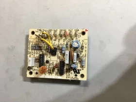 Rheem 621 83 550L 47 21776 06  Defrost Control Board AZ109333 | BG165