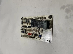 Bryant Rheem 47 102684 09 1157 121 B16  Carier Control Board AZ177930 | Wm2654