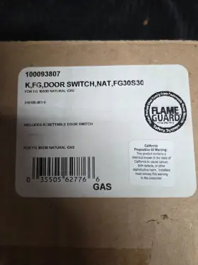 10093807 A. O. SMITH Fg Door Switch Nat