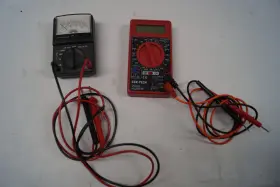 98025 AC INFINITY Multimeters Cen Digital Micronta Analog