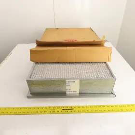 VMB-902 AIRGUARD Variflow High Efficiency Box Filter