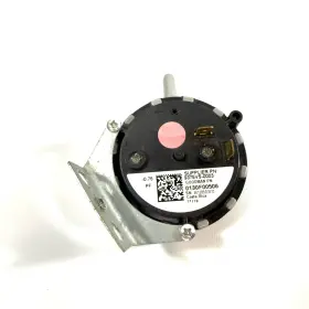 0130F00506 AMANA/GOODMAN Daikin Pressure Switch Pink