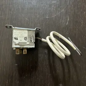 0130M00011P AMANA-GOODMAN Thermostat Ranco