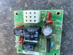 21C140501G41 AMERICAN STANDARD Defrost Control Board #3