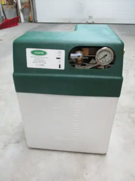 MF200 AXIOM Pressure Pal Mini Feeder