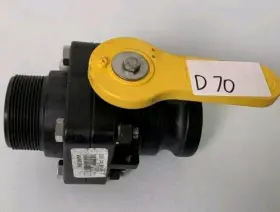 AG054330 BANJO Stubby Valve Male Adapter Mnpt