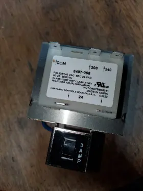 S8407-068 BARD HVAC Transformer Breaker #3