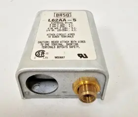 L62AA-5C BASO GAS PRODUCTS Johnson Spst Manual Pilot Switch