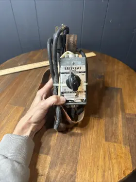 BBAT052014 BRISKHEAT Heating Tape Controller Vol