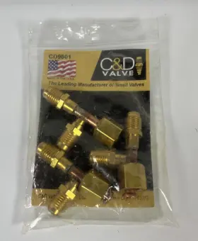 CD9601 C-D VALVE Connecting Tee Swivel Flare