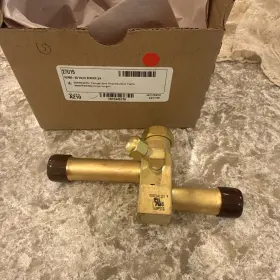 107892-03 CARRIER Valve Service Suction Svc Hvac Box