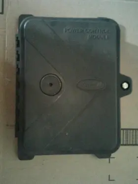 A12-00671-61 CARRIER Transicold Power Control Module Fuse Box