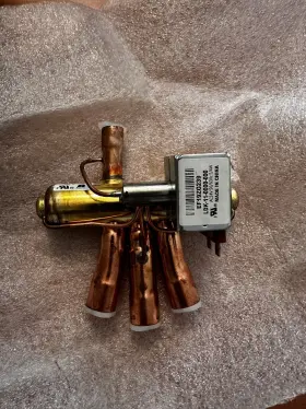 EF17BZ123 CARRIER Bryant Reversing Valve