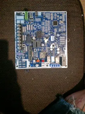 HK42FZ092 CARRIER Control Board