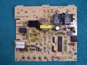 CES0110057-01 CARRIER PAYNE BRYANT Circuit Board
