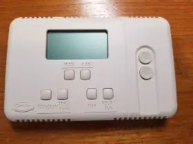 TSTATCCSAC01 CARRIER Totaline Programmable Thermostat