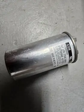 C107558550064 CDE Uf Capacitor