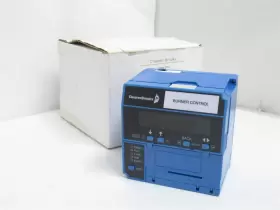 833-2718 CLEAVER BROOKS Box Auto Program Burner Controller