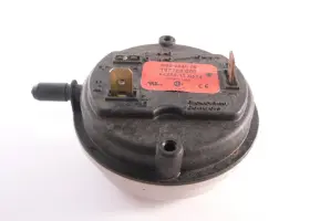 NS2-0546-00 CLEVELAND CONTROLS Smith Air Pressure Switch #3