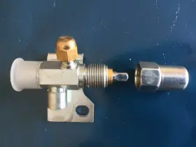 910-0477-00 COPELAND Bolt Valve Sweat