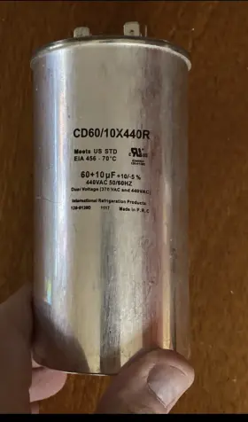 X440R440 CRUUS Round Dual Capacitor Vac Voltage