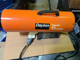 120-135-150 DAYTON Propane Gas Heater Lp
