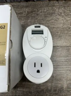 1UHG3 DAYTON Humidifier Plug #2