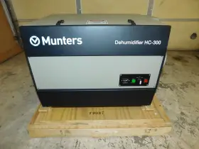HC-300 DEHUMIDIFIER Munters