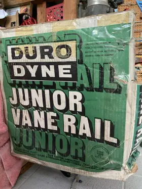 DRD4003 DURO DYNE Wane Rail Junior Galvanized Box