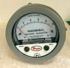 A3003-C35AD-01DCVN DWYER Photohelic Switch Water Pressure #3
