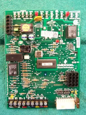 50V51-289-02 EMERSON Goodman Amana Furnace Control Board