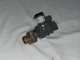 R232-HBF FISHER Propane Regulator #3