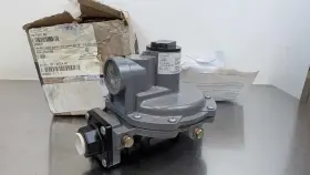 R622-1732-93103 FISHER Natural Gas Pressure Regulator Npt