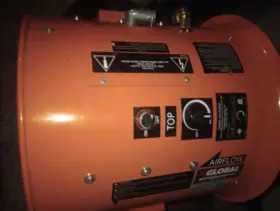 VIRT9F653569 GLOBAL INDUSTRIAL HUBBLE Salamander Heater Power #3