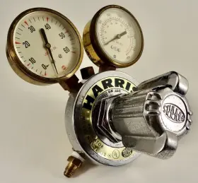 92-1983-1 HARRIS Regulator