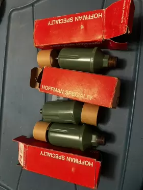 401428 HOFFMAN Itt Specialty Water Vent Box Nos