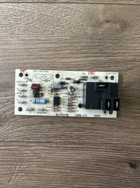 1005-83-1721A HONEYWELL Honeywelll Control Board
