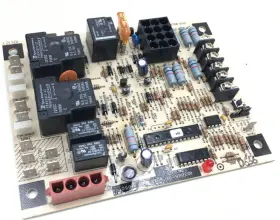 1012-977 HONEYWELL Furnace Control Circuit Board #2