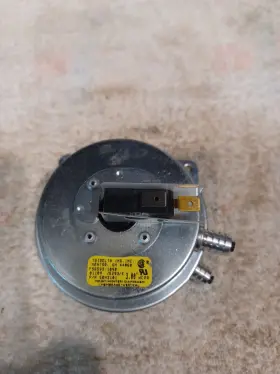 FS6593-1090 HONEYWELL Wcpr Pressure Switch Hvac