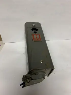 L4006B1007 HONEYWELL Boiler Circulator Aquastat Controller