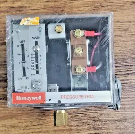 L404F1367 HONEYWELL Pressure Controller