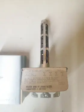 L4064T1525 HONEYWELL Lennox Fan Limit Control #2