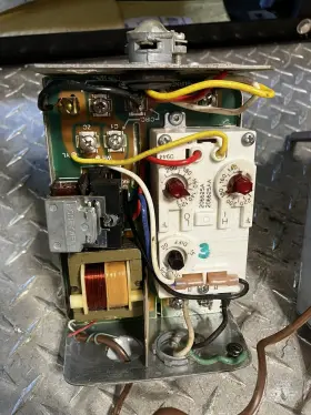 L8124A1155 HONEYWELL Triple Aquastat Weil Mclain Boiler #2