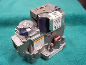 VR9205R2363 HONEYWELL LENNOX DUCANE ARMSTRONG Lp Gas Valve #3