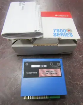 R7852 HONEYWELL Infrared Flame Amplifier