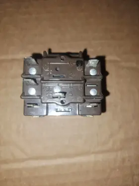 R8222F1043 HONEYWELL Relay Blower Control Vac Coil