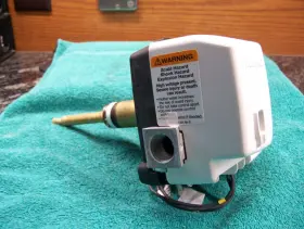 AP146712 HONEYWELL RHEEM RUUD Nat Lp Gas Water Heater Valve