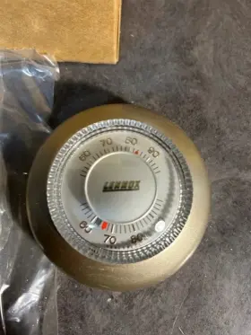 T87F-2048 HONEYWELL Round Heating Cooling Thermostat Base