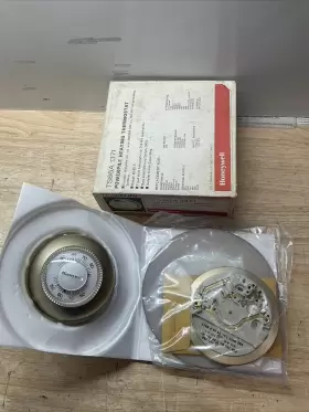 TS86A1371 HONEYWELL Round Heat Thermostat