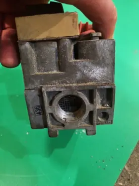 VS820C1456 HONEYWELL Gas Valve Natural Single Pilot #3